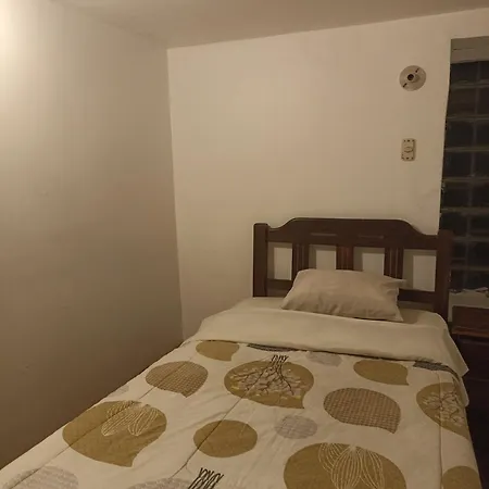 Del Carmen Hotel